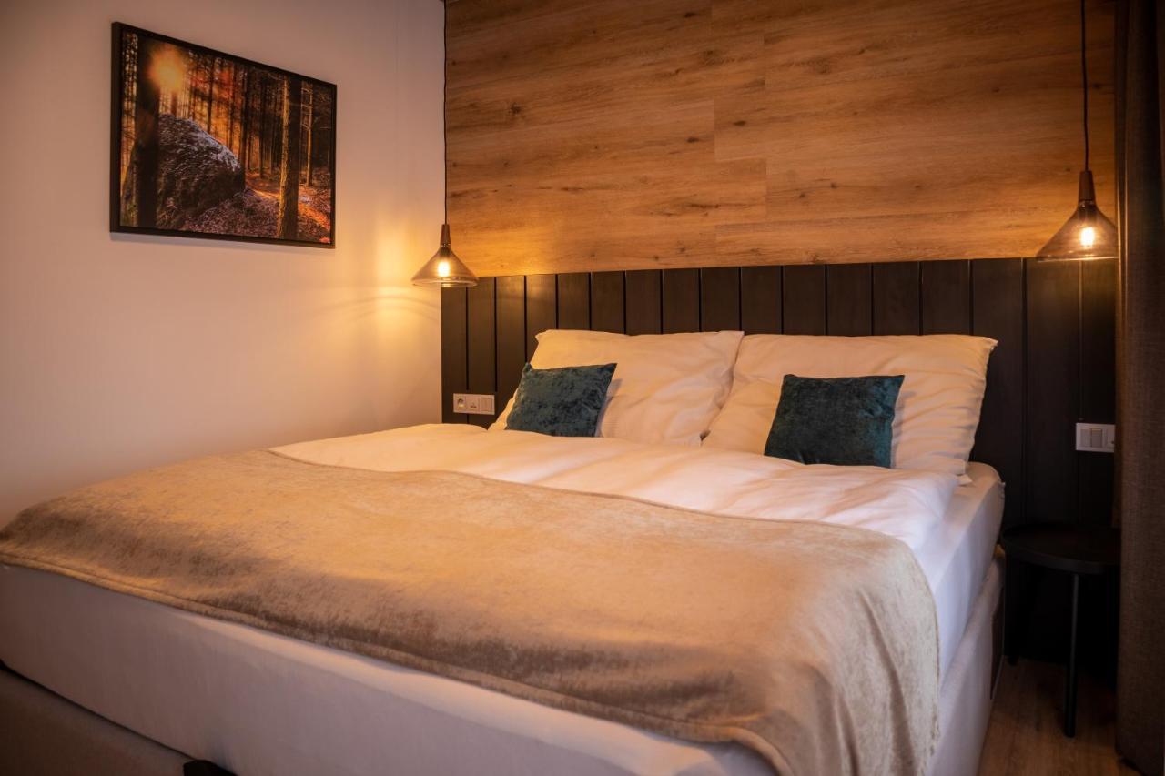 Hillside No. 18 Lejlighed Loučná pod Klínovcem Eksteriør billede